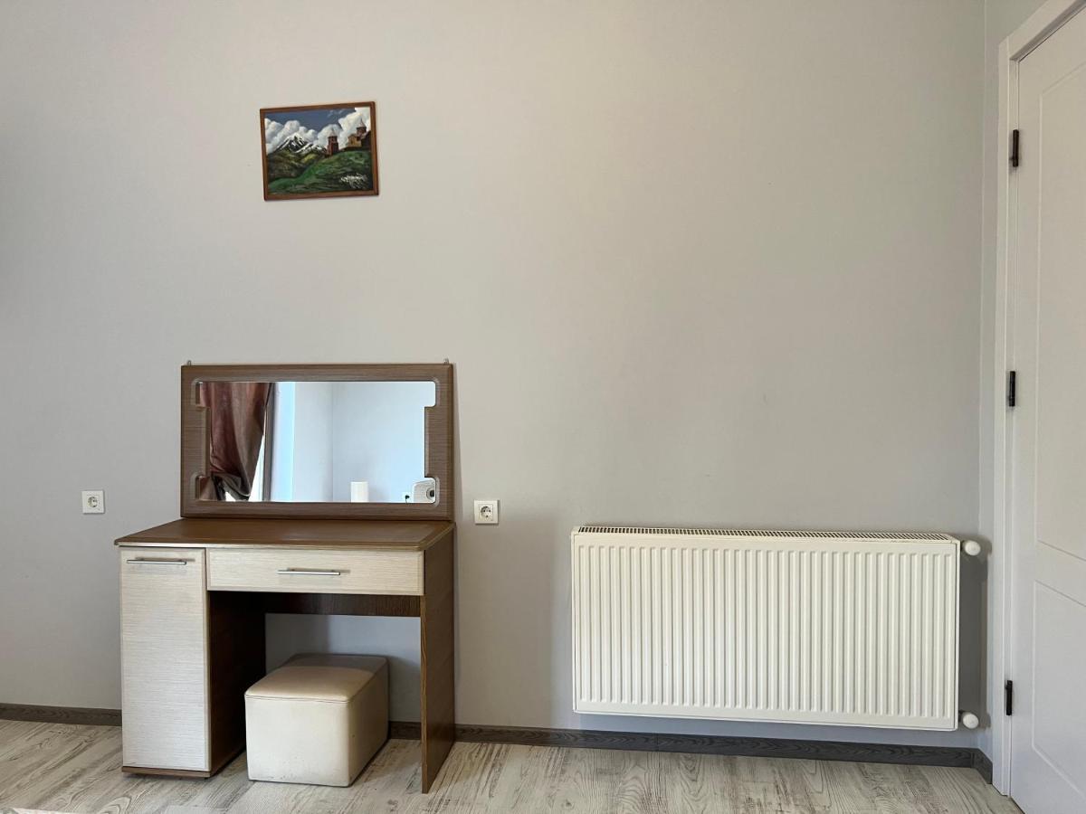 Pirosmani Apartment *